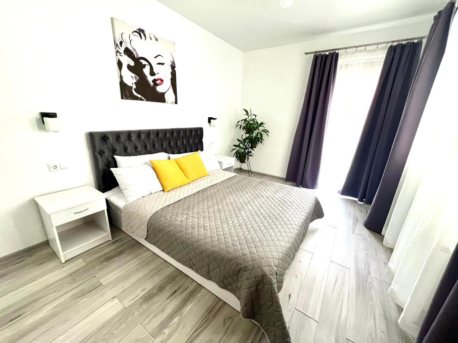 Osapart Romantic Apartment In The Complex Great Britain Львов Экстерьер фото