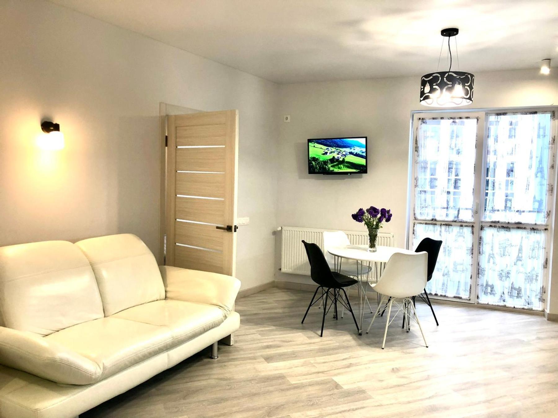 Osapart Romantic Apartment In The Complex Great Britain Львов Экстерьер фото